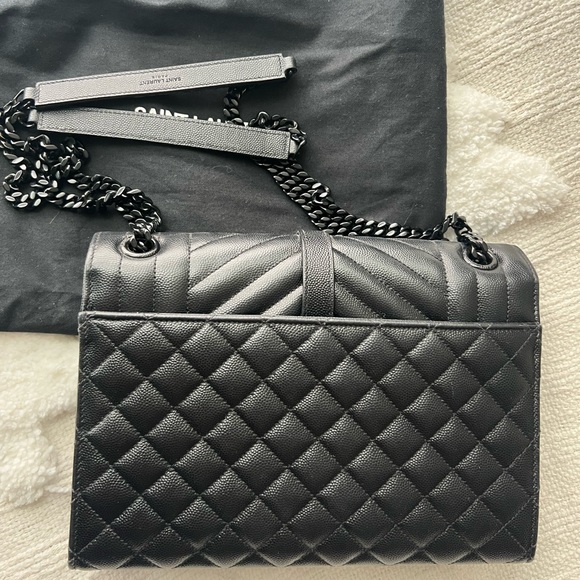 YSL Yves Saint Laurent Envelope medium quilted leather bag - Picture 5 of 7